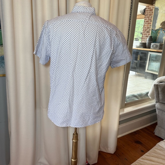 J. Crew Patterned short sleeve Oxford Shirt size XL - Picture 5 of 6